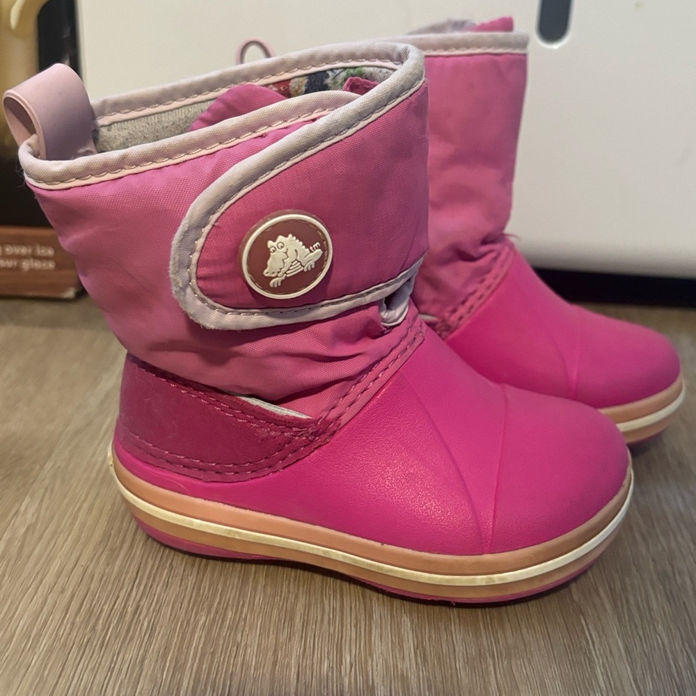 CROCS boots